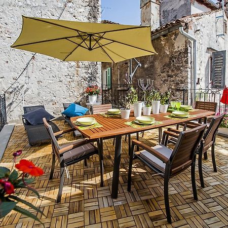 Casa Smeralda Ровінь Екстер'єр фото